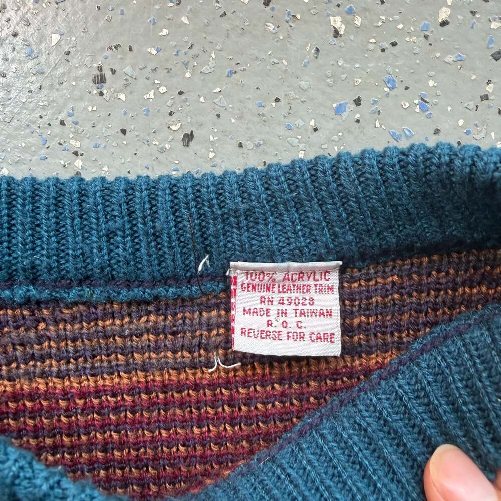 Vintage 90s Southwestern Aztec Print Crewneck Sweater with Leather Trim - Picture 5 of 7